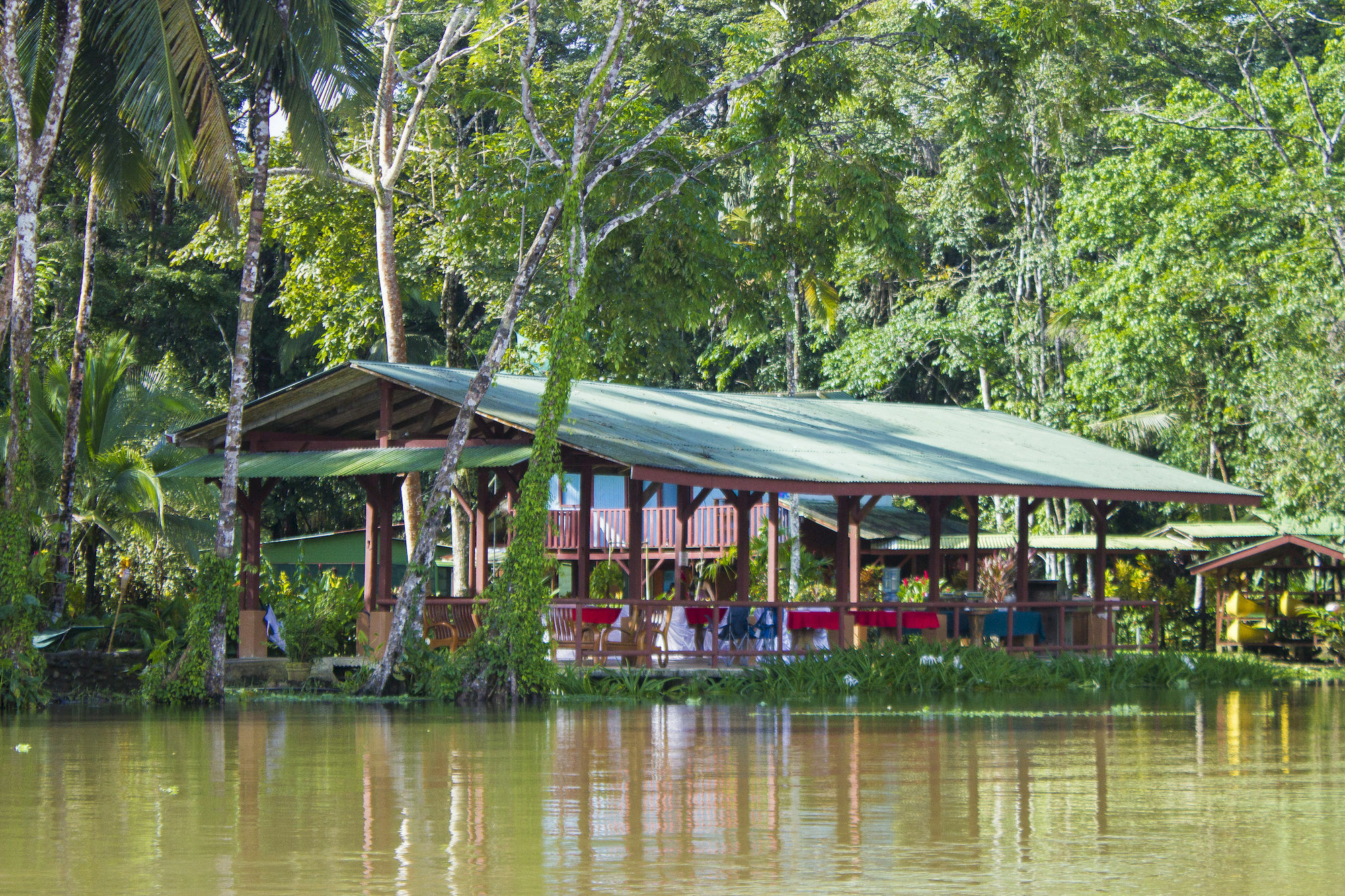 Lirio Lodge Barra de Pacuare Eksteriør bilde